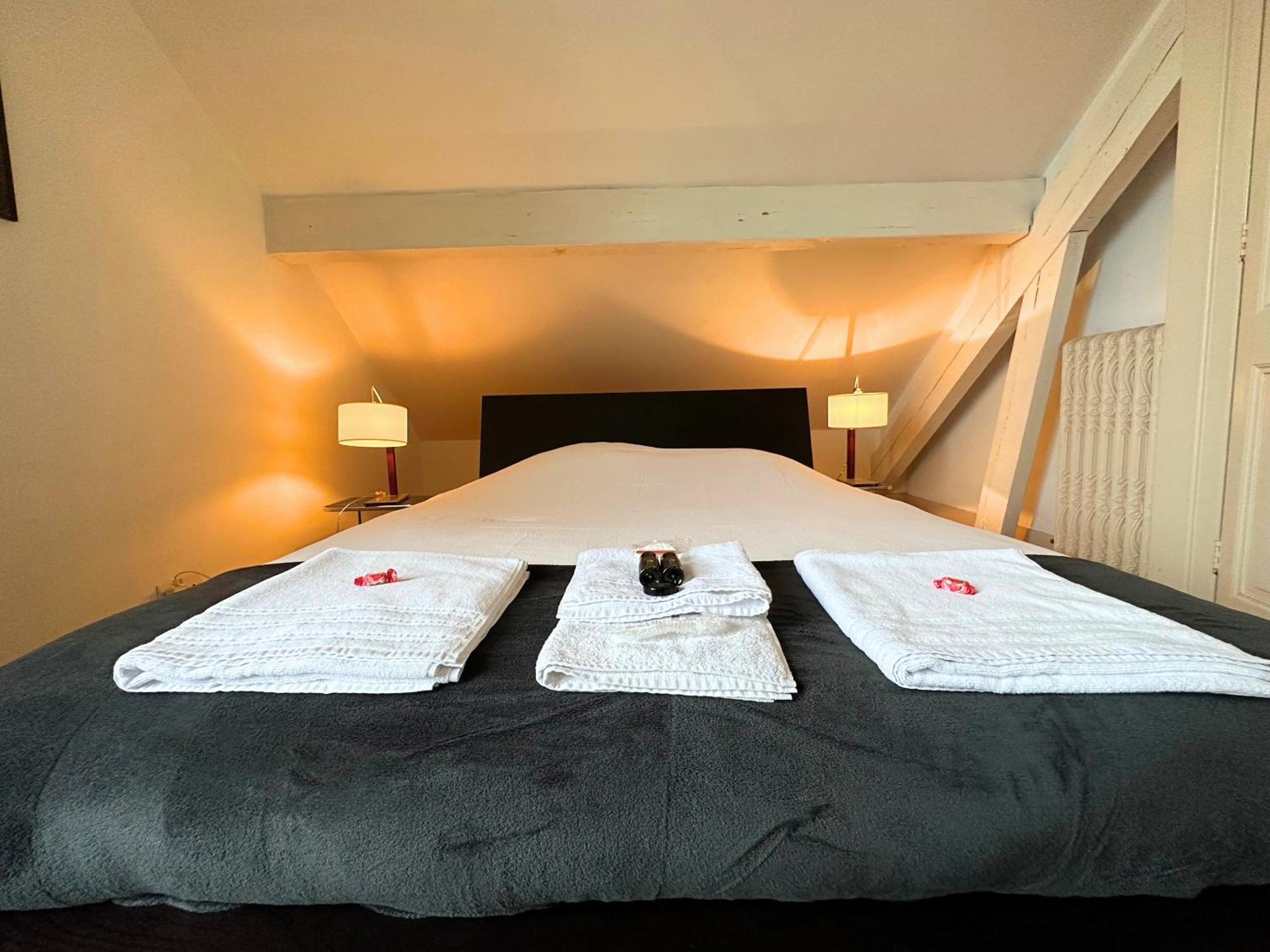 Villa Rennaissance - Proche Mer - Parking - Menage & Linge Inclus ラ・ロシェル エクステリア 写真